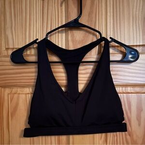 Victorias Secret Sports Bra Small Black Pullover Wireless Removable Pads Strappy
